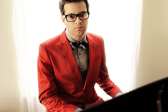 Mayer Hawthorne – Christmas Time Is Here