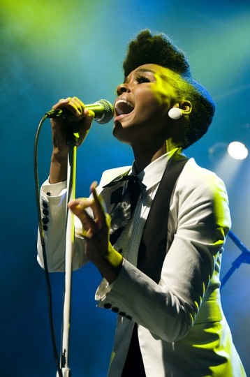 Janellemonae_(300dpi)