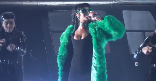 Rihanna Performs “Bitch Better Have My Money” Live @ The iHeartRadio Music Awards