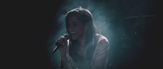 Video: Snoh Aalegra – Paradise (Live at The Box)