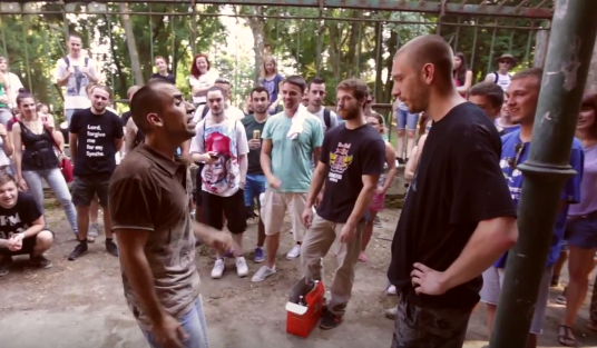 Video: Rap Skillz – Random vs. Tibor