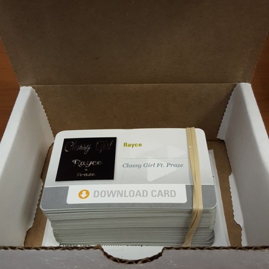 Rayce Offers Limited "Classy Girl" Card & Personal Message