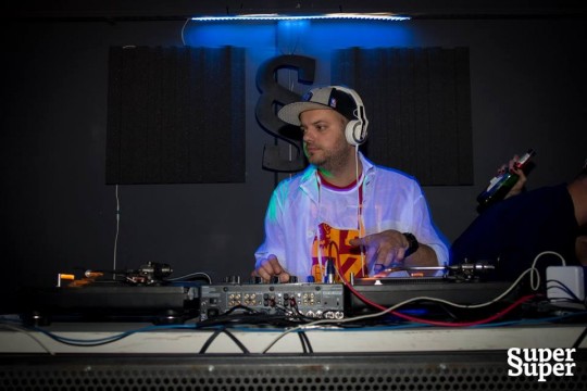 dj chill