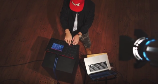 Video: araabMUZIK Live Performance for Akai
