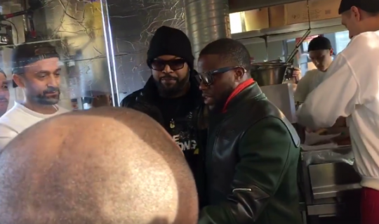 Video: Ice Cube & Kevin Hart Making Döner Kebabs In Berlin
