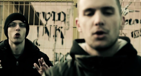 Video: Hipper & Mamut - Jebe mi se