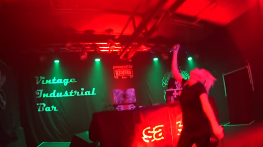 Video: Sassja u Vintage Industrial Baru, Zagreb (12. 5. 2016.)