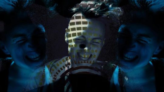 Video: Torii Wolf ft. DJ Premier - Shadows Crawl