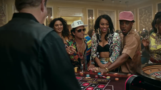 Video: Bruno Mars - 24K Magic