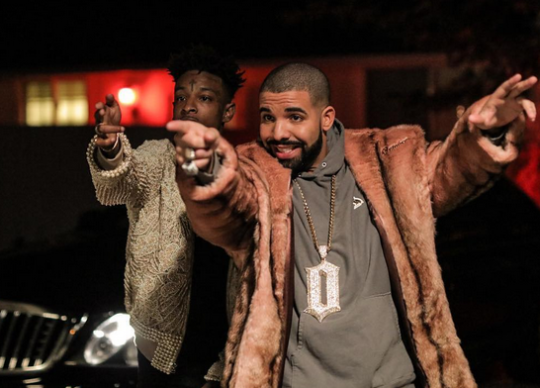 Video: Drake ft. 21 Savage - Sneakin'