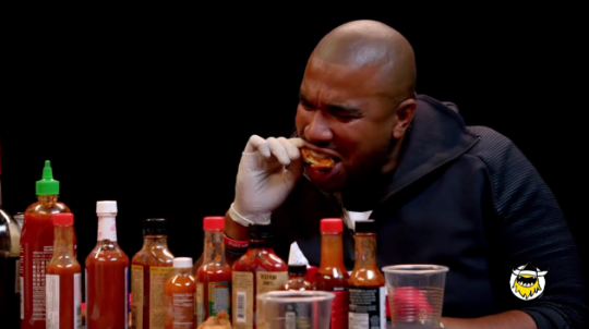 Video: N.O.R.E. on Hot Ones