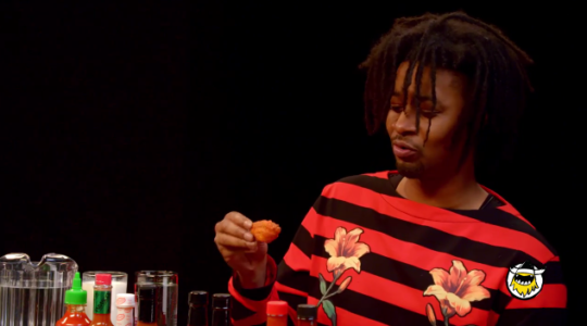 Video: Danny Brown on "Hot Ones"