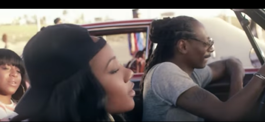 Video: Ladies of Beach City ft. Snoop Dogg – Beach City Rollin