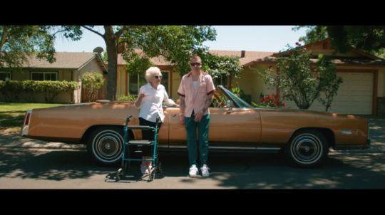 Video: Macklemore ft. Skylar Grey - Glorious
