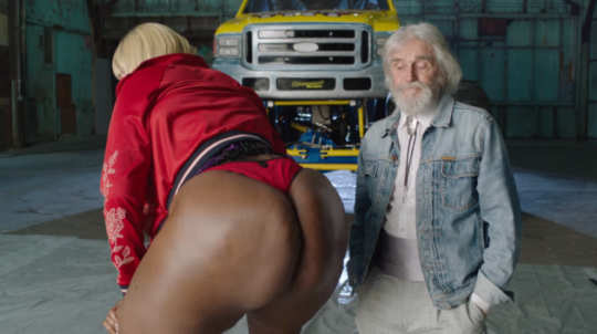 Video: Action Bronson - Let Me Breathe