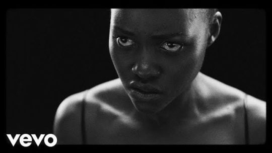 Video: JAY-Z ft. James Blake - MaNyfaCedGod