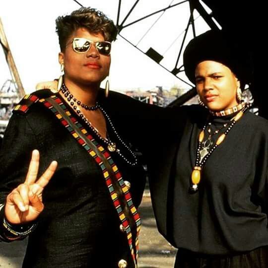 Video: Dig Of The Day: Queen Latifah ft. Monie Love – Ladies First (1989)
