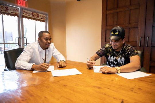 nas-divine-sign_4