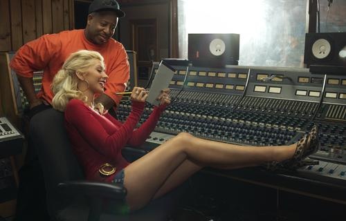 Christina Aguilera Recording Back To Basics Album With DJ Premier And Linda Perry