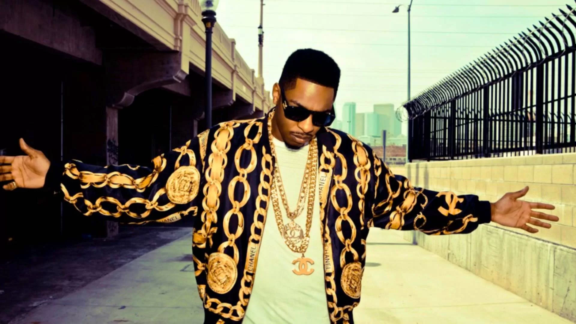 King Los Raps Over 3 Classic Beats - Blackout Hip Hop