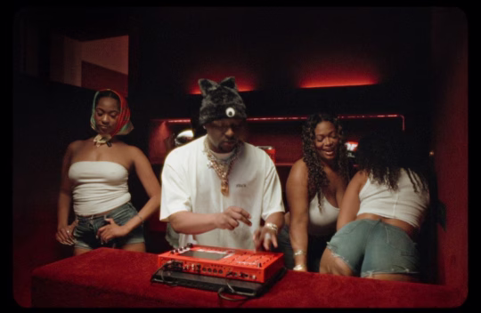 hit-boy-franchise-boy-music-vide-1104x720-1-540x352.avif